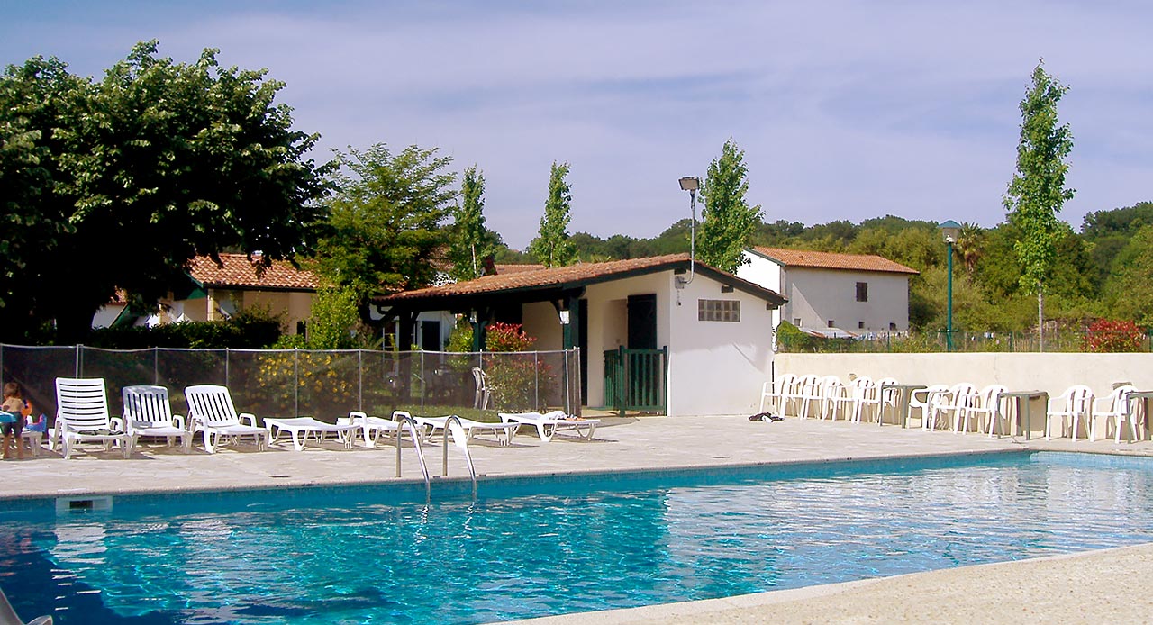 La piscine de l'hôtel Arocena...